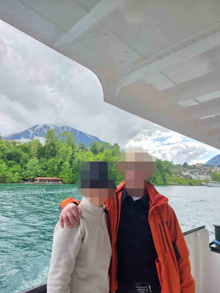 스위스 인터라켄 호수 유람선에서 부모님과 유니나투어 유럽여행 후기